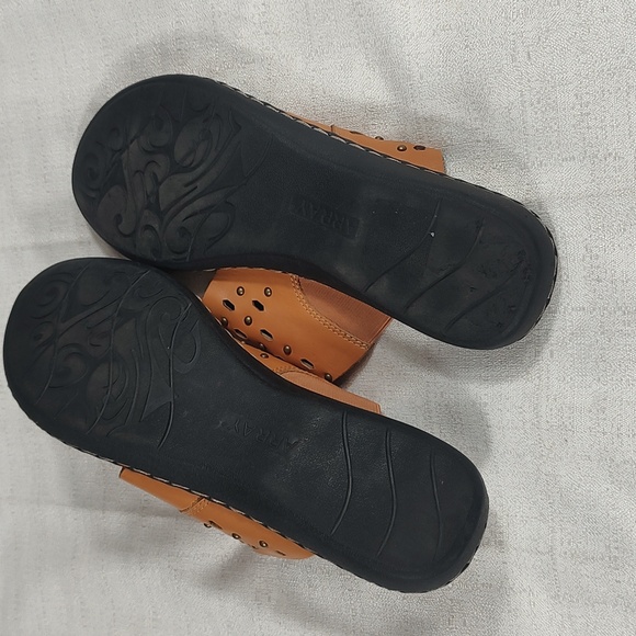 Array Shoes Open Toed Leather Toe Ring Sandals Slip On Stud Embellishment Sz 11M - Picture 7 of 9